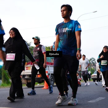 Runner Photo 4883373