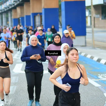 Runner Photo 4883400