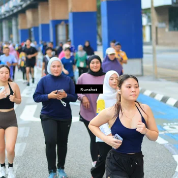 Runner Photo 4883415