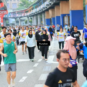 Runner Photo 4883534