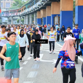 Runner Photo 4883602