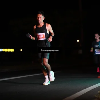 Runner Photo 4883648