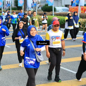 Runner Photo 4883675