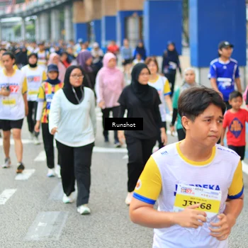 Runner Photo 4883691