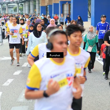 Runner Photo 4883711