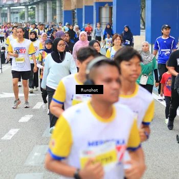 Runner Photo 4883720