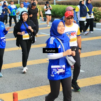 Runner Photo 4883789