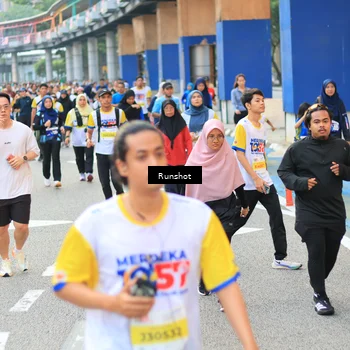 Runner Photo 4883814