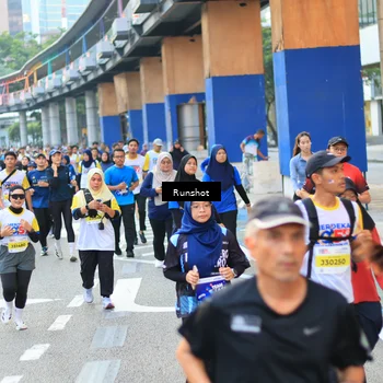 Runner Photo 4883865