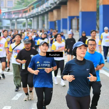 Runner Photo 4883880