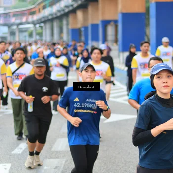 Runner Photo 4883894
