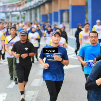Runner Photo 4883899