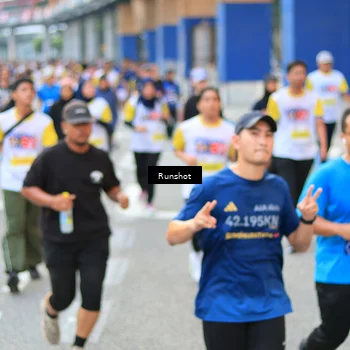 Runner Photo 4883911