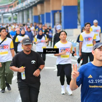 Runner Photo 4883934