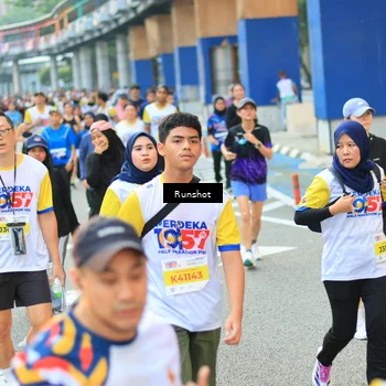 Runner Photo 4883992