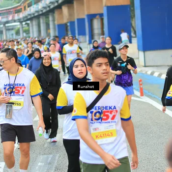 Runner Photo 4883996