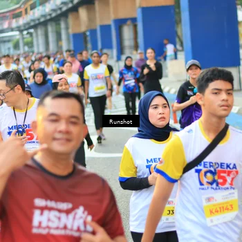 Runner Photo 4883998