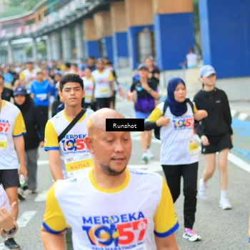 Runner Photo 4884016