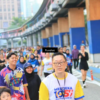 Runner Photo 4884018