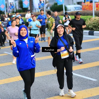 Runner Photo 4884034