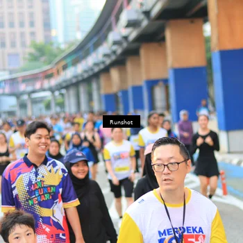 Runner Photo 4884041