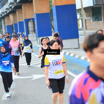 Runner Photo 4884044