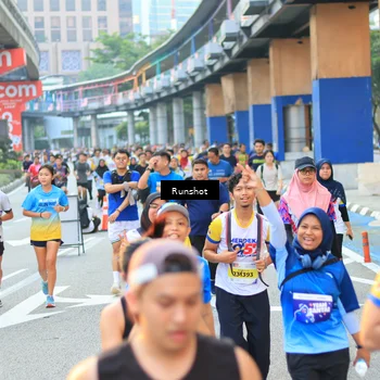 Runner Photo 4884097