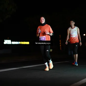 Runner Photo 4884106