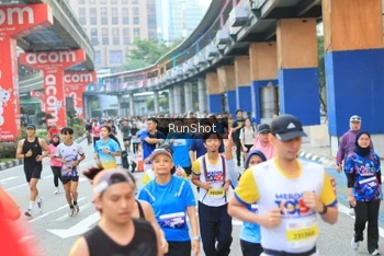Runner Photo 4884121