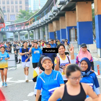 Runner Photo 4884135