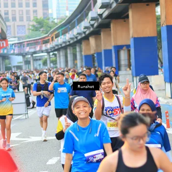 Runner Photo 4884137