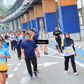 Runner Photo 4884165