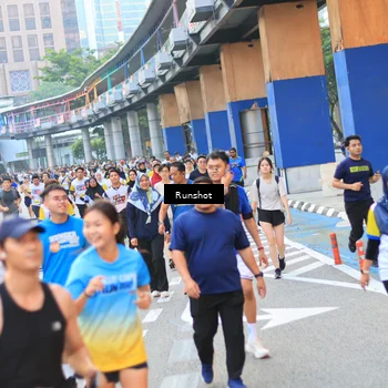 Runner Photo 4884174