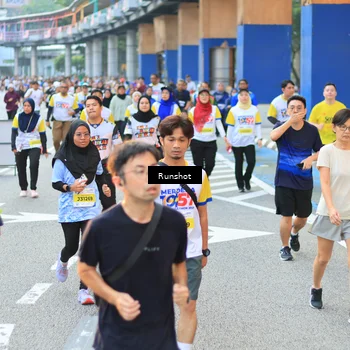 Runner Photo 4884266