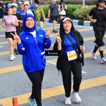Runner Photo 4884279