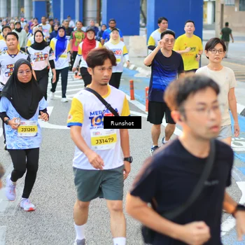 Runner Photo 4884286