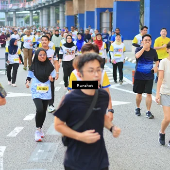 Runner Photo 4884288