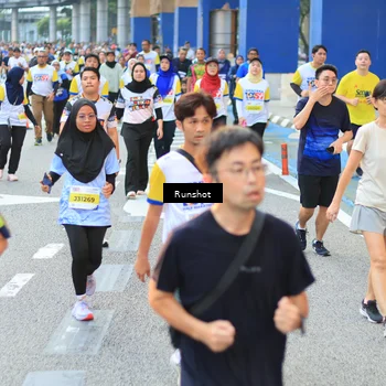 Runner Photo 4884292