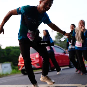 Runner Photo 4884296