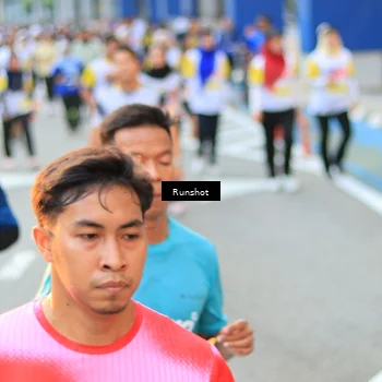 Runner Photo 4884325