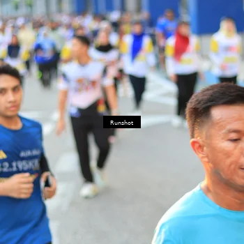 Runner Photo 4884335