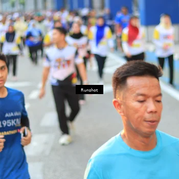 Runner Photo 4884350