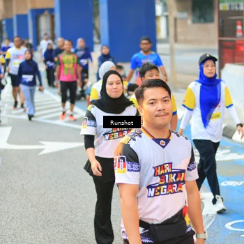 Runner Photo 4884389