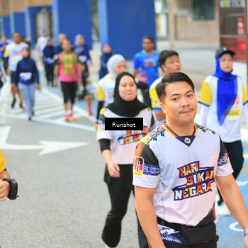 Runner Photo 4884398