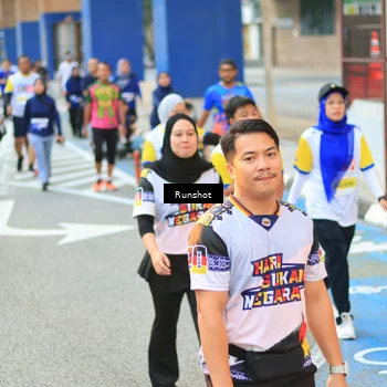 Runner Photo 4884404