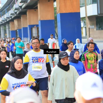 Runner Photo 4884452