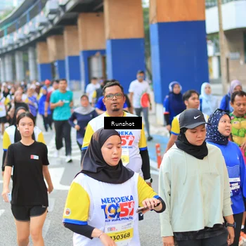 Runner Photo 4884459