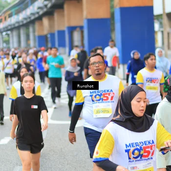 Runner Photo 4884465