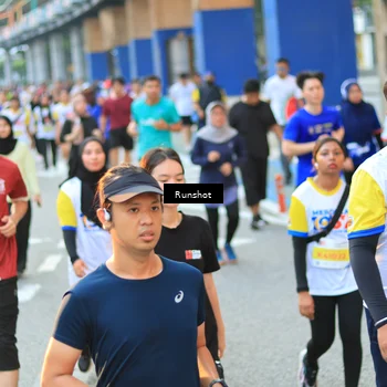 Runner Photo 4884526