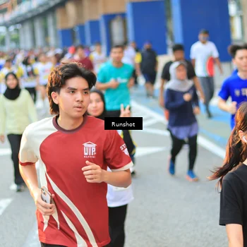 Runner Photo 4884540